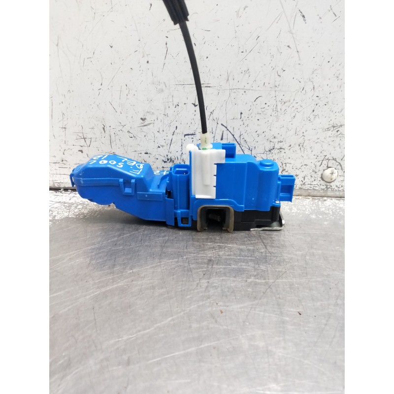 Recambio de motor cierre centralizado delantero izquierdo para fiat 500 l (330) referencia OEM IAM Z21B033308752018  5P