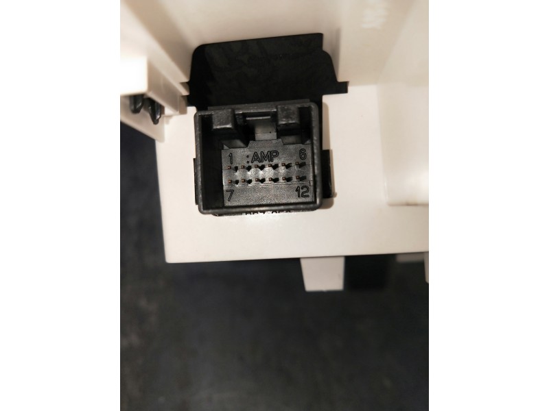 Recambio de luz interior para audi a3 sedán (8vm) referencia OEM IAM 8V0947135J 025076951 