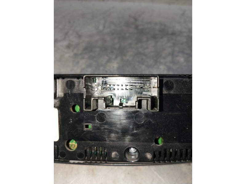 Recambio de mando calefaccion / aire acondicionado para audi a3 sedán (8vm) referencia OEM IAM 8V0820043M 901561460004 
