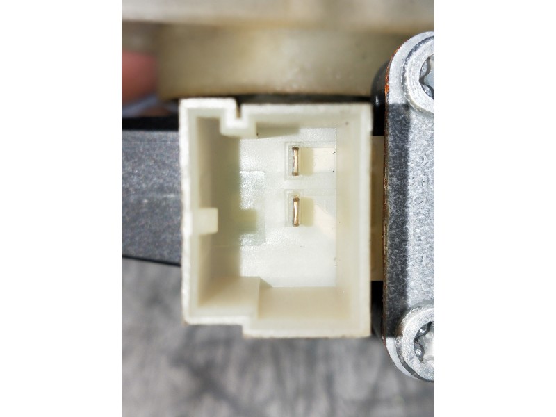 Recambio de elevalunas delantero derecho para audi a3 sedán (8vm) referencia OEM IAM 8V4837462 A001333867 5P