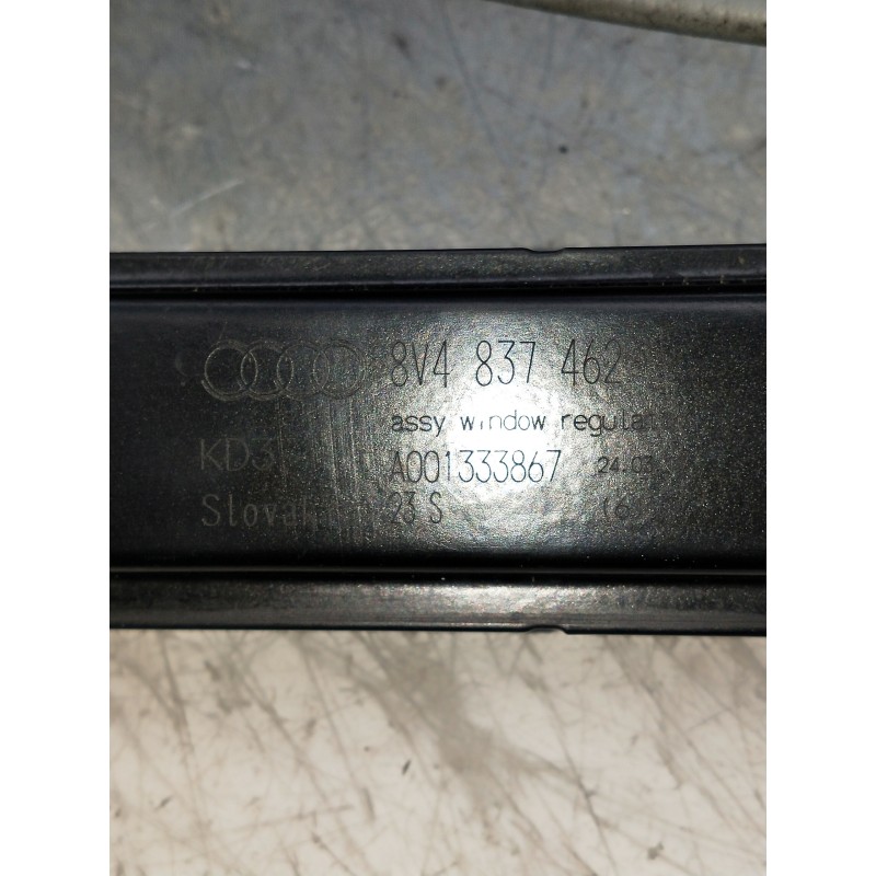 Recambio de elevalunas delantero derecho para audi a3 sedán (8vm) referencia OEM IAM 8V4837462 A001333867 5P