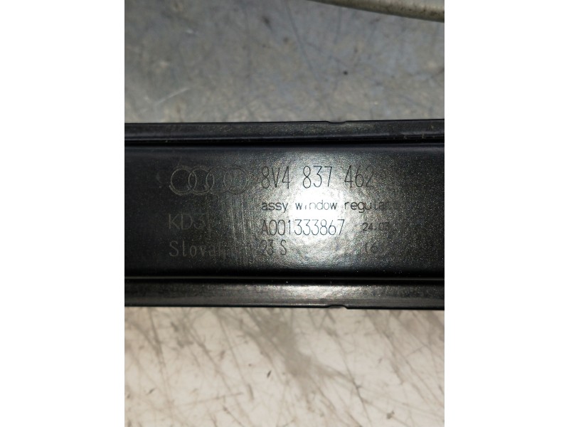 Recambio de elevalunas delantero derecho para audi a3 sedán (8vm) referencia OEM IAM 8V4837462 A001333867 5P