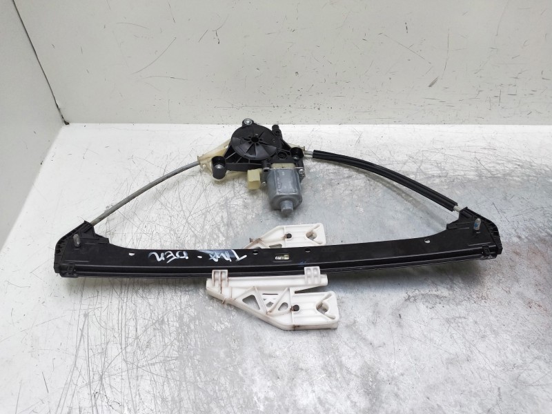 Recambio de elevalunas trasero derecho para audi a3 sedán (8vm) referencia OEM IAM 8V4839462 B002177150 5P