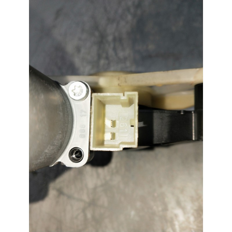 Recambio de elevalunas trasero derecho para audi a3 sedán (8vm) referencia OEM IAM 8V4839462 B002177150 5P