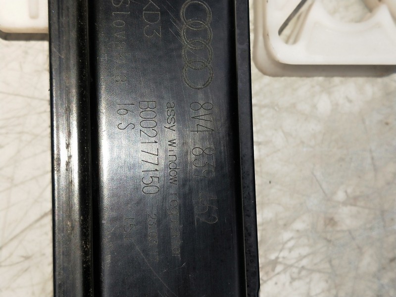Recambio de elevalunas trasero derecho para audi a3 sedán (8vm) referencia OEM IAM 8V4839462 B002177150 5P