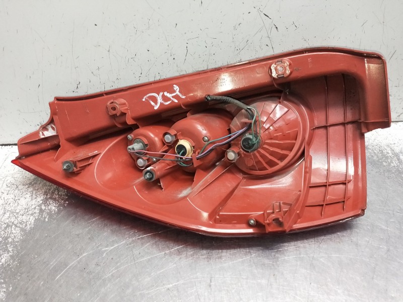 Recambio de piloto trasero derecho para mazda 5 berl. (cr) referencia OEM IAM C26551150  