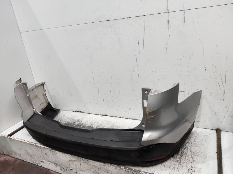 Recambio de paragolpes trasero para ford focus turn. referencia OEM IAM  VER FOTOS 