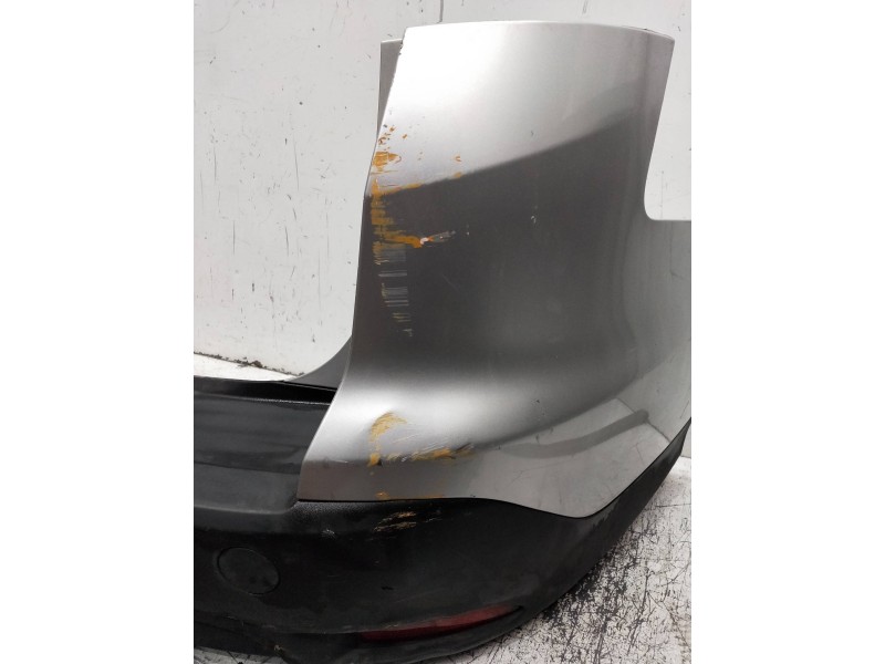 Recambio de paragolpes trasero para ford focus turn. referencia OEM IAM  VER FOTOS 