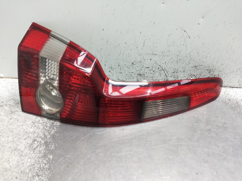 Recambio de piloto trasero izquierdo para volvo v50 familiar referencia OEM IAM 28120106 30698918 
