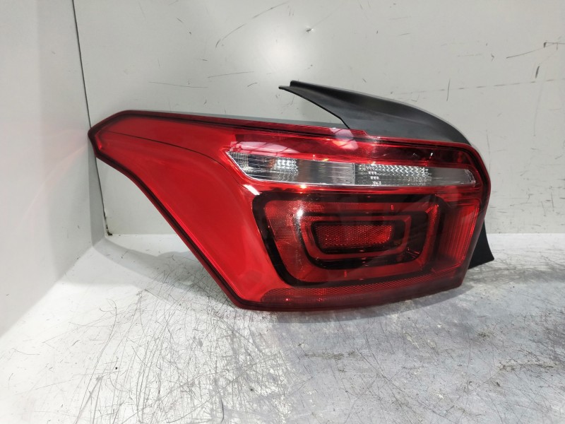 Recambio de piloto trasero izquierdo para citroen c-elysée referencia OEM IAM 9817303780 90121240 