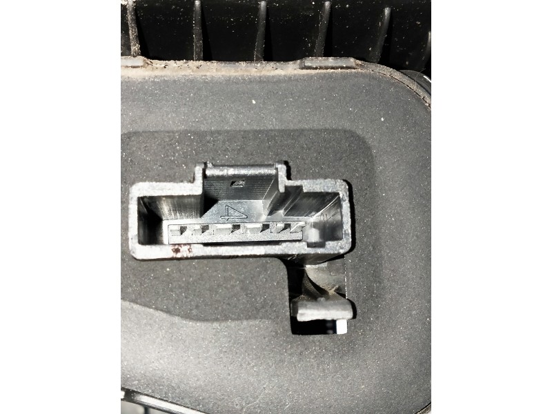 Recambio de piloto trasero izquierdo para citroen c-elysée referencia OEM IAM 9817303780 90121240 