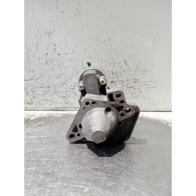 Recambio de motor arranque para renault clio ii fase ii (b/cb0) referencia OEM IAM 8200584675 M000T87881 