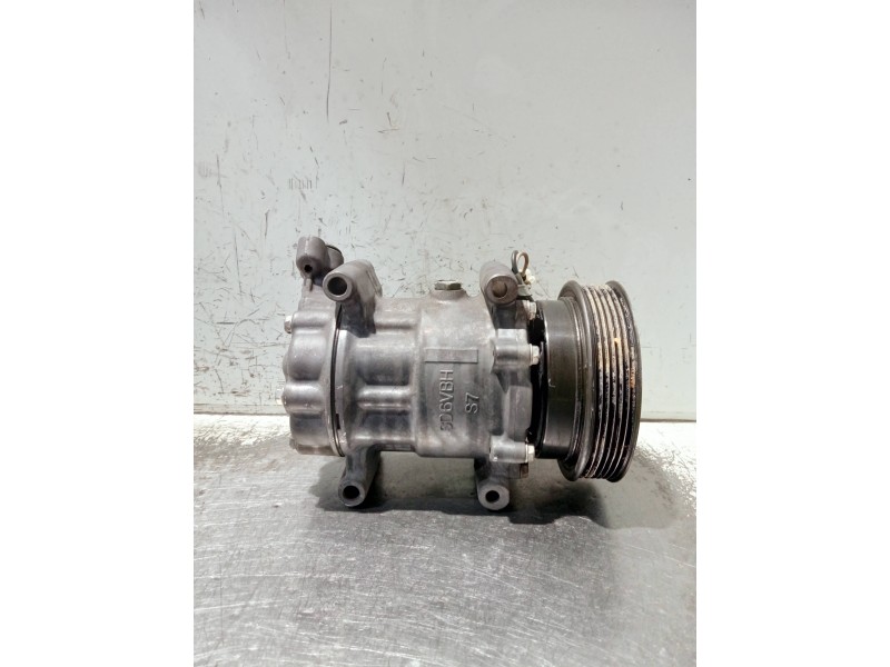 Recambio de compresor aire acondicionado para renault clio ii fase ii (b/cb0) referencia OEM IAM 8200315744 1416K 