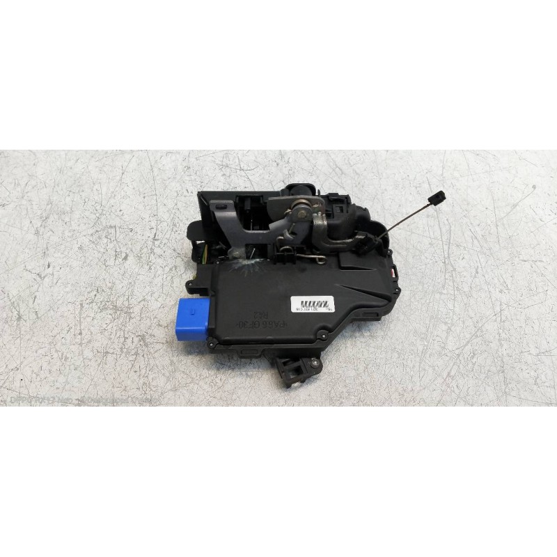 Recambio de motor cierre centralizado delantero derecho para volkswagen touran (1t1) 1.9 tdi referencia OEM IAM 3D1837016  