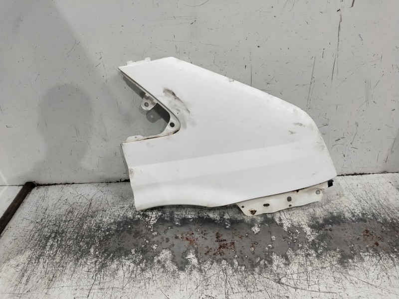 Recambio de aleta delantera derecha para ford transit caja cerrada ´06 referencia OEM IAM   