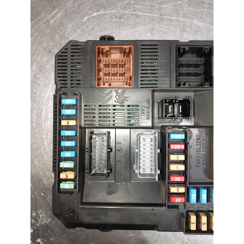 Recambio de caja reles / fusibles para citroen c-elysée referencia OEM IAM 9819849680  