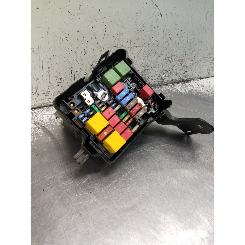 Recambio de caja reles / fusibles para citroen c-elysée referencia OEM IAM PCFPP00407 07886 