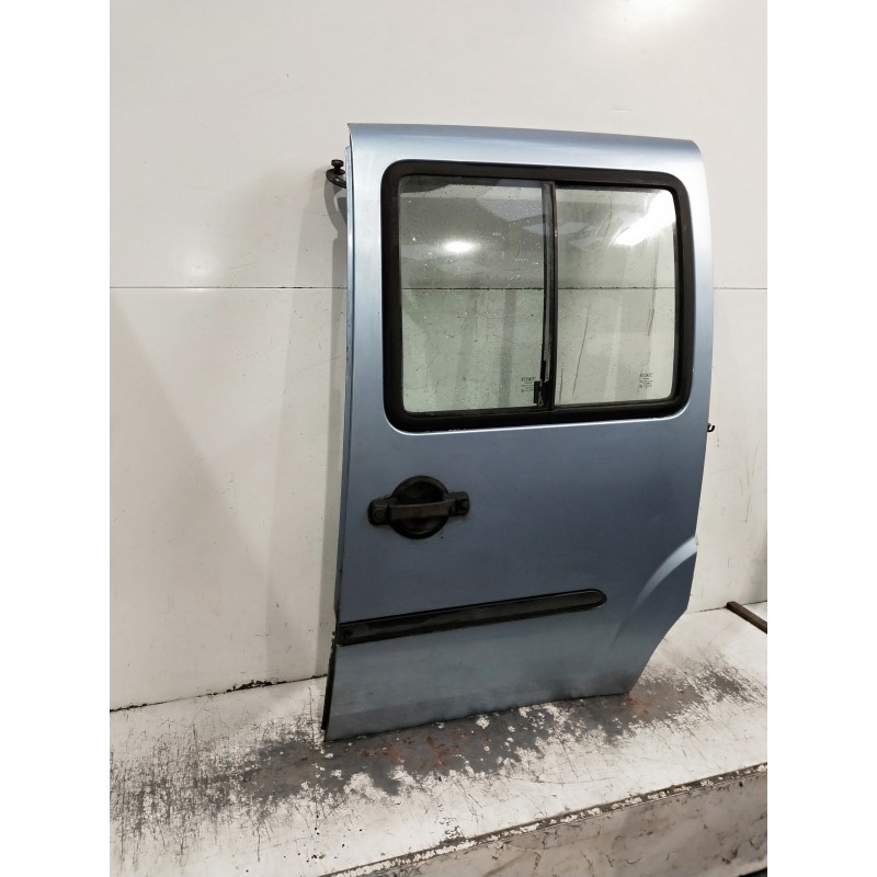 Recambio de puerta lateral corredera izquierda para fiat doblo cargo (223) 1.9 d referencia OEM IAM   6P
