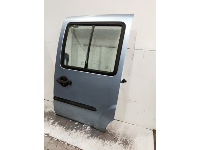 Recambio de puerta lateral corredera izquierda para fiat doblo cargo (223) 1.9 d referencia OEM IAM   6P