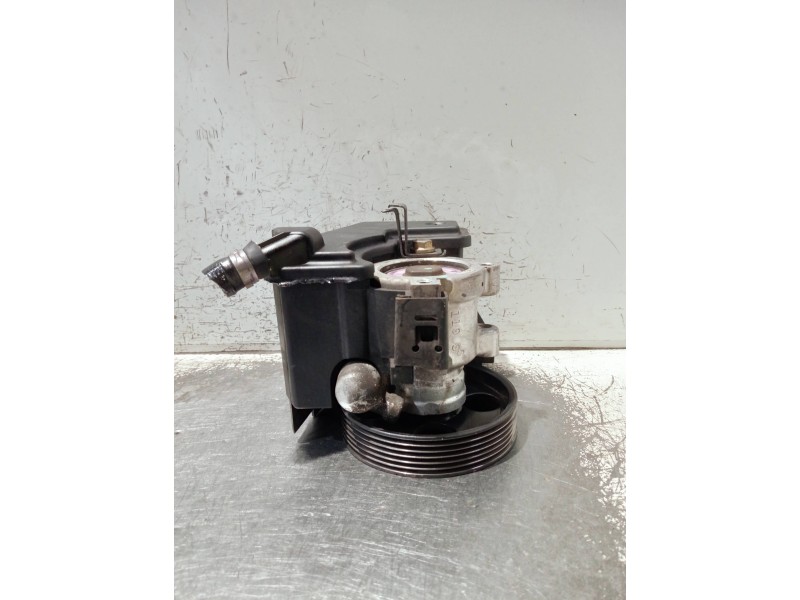 Recambio de bomba direccion para peugeot 206 berlina referencia OEM IAM 9634816080 26069779 