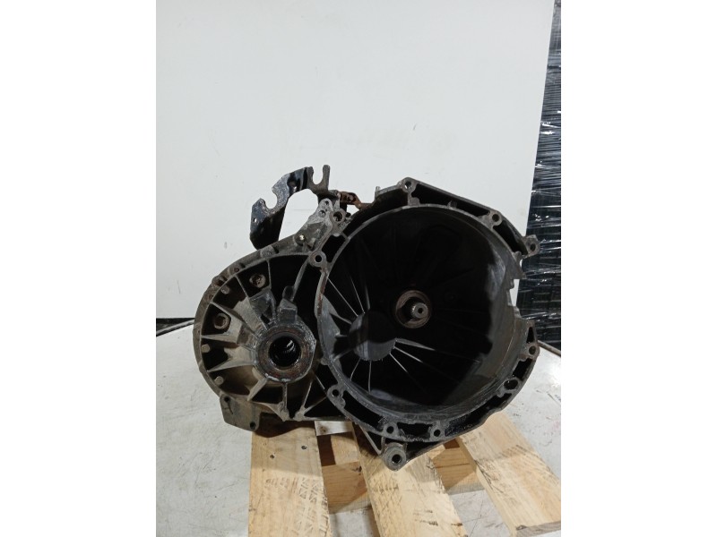 Recambio de caja cambios para ford transit caja cerrada ´06 referencia OEM IAM 6CR17002DC T1GC3100308040758 5V
