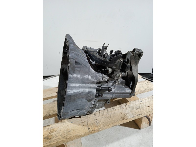 Recambio de caja cambios para ford focus turn. referencia OEM IAM CV6R7002PF TTFL01103M153315 6V