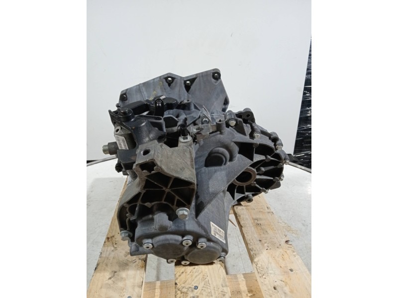 Recambio de caja cambios para ford focus turn. referencia OEM IAM CV6R7002PF TTFL01103M153315 6V