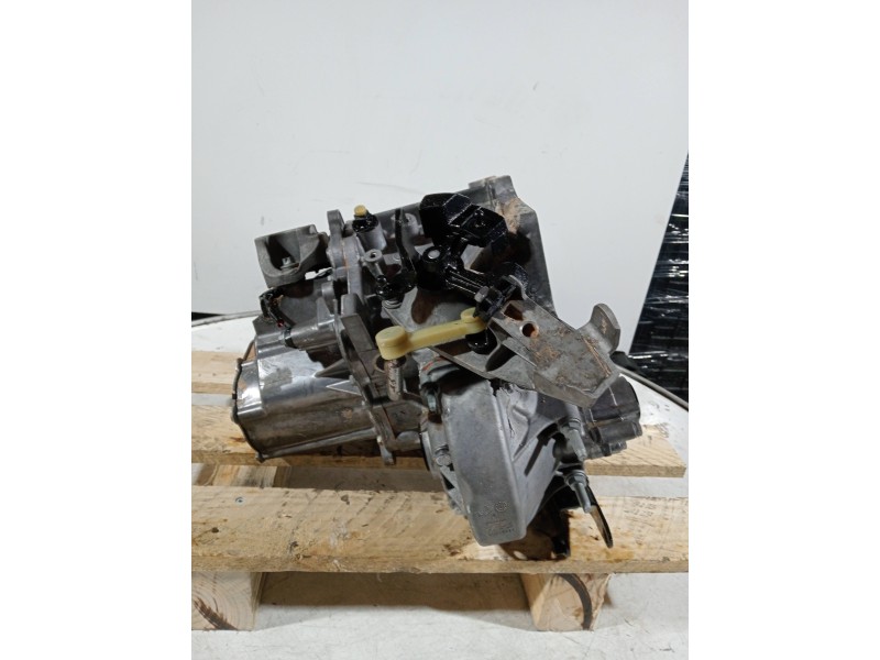 Recambio de caja cambios para peugeot 208 (p2) referencia OEM IAM 20XJ05 0108788E 6V