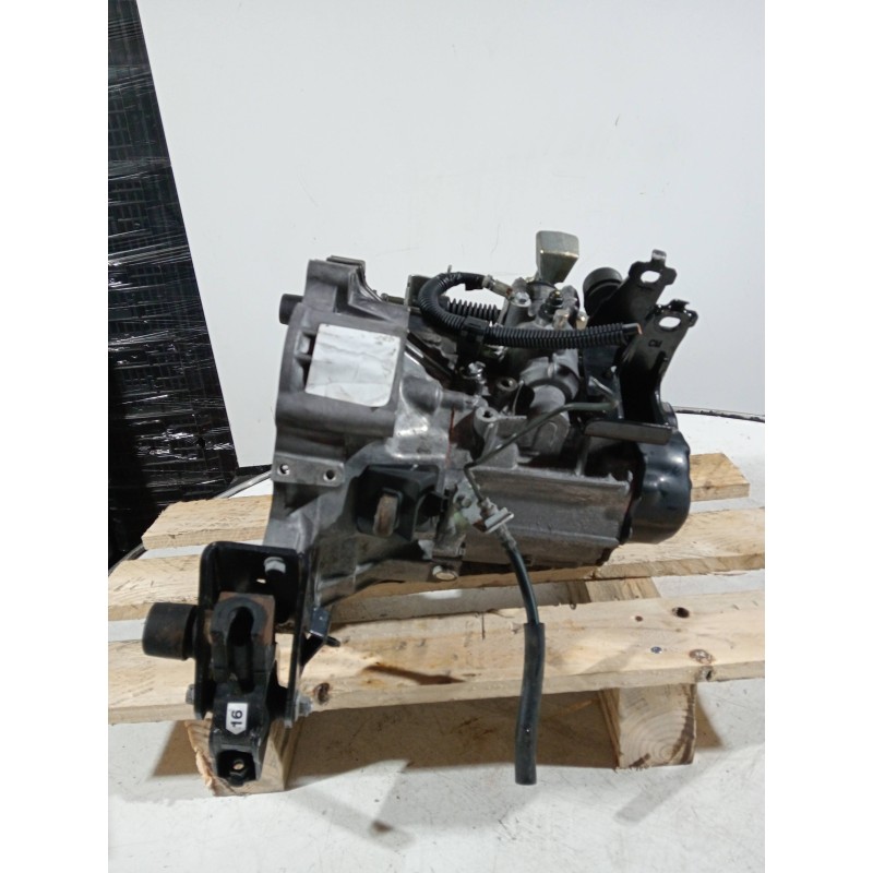 Recambio de caja cambios para toyota corolla (e12) 2.0 d-4d sol berlina referencia OEM IAM   5V