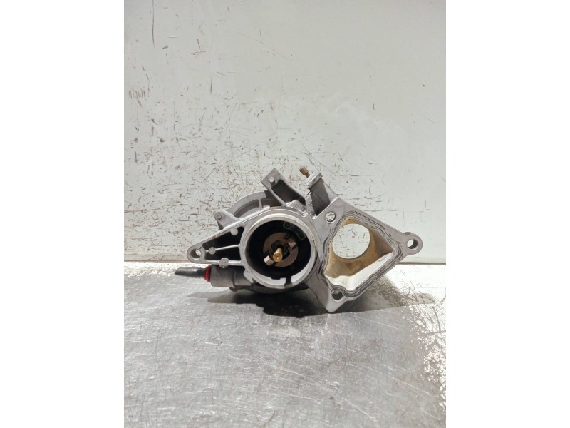 Recambio de depresor freno / bomba vacio para ford transit caja cerrada ´06 referencia OEM IAM   