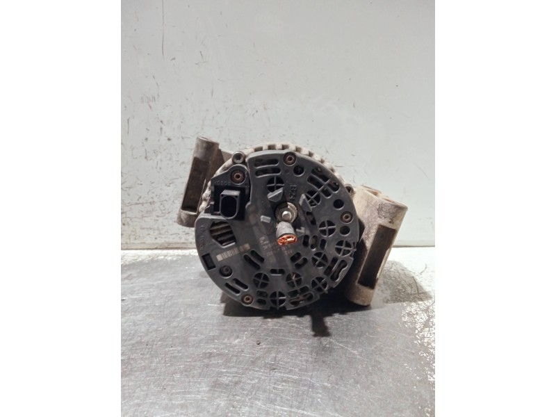 Recambio de alternador para ford transit caja cerrada ´06 referencia OEM IAM 6CIT10300BC 0121615002 