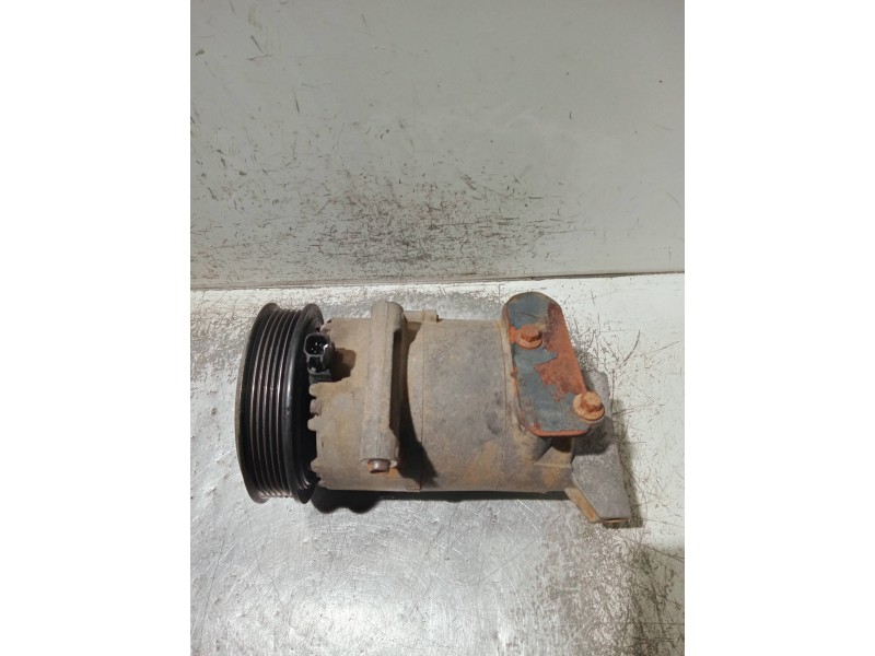 Recambio de compresor aire acondicionado para ford transit caja cerrada ´06 referencia OEM IAM 6C1119D629AD  