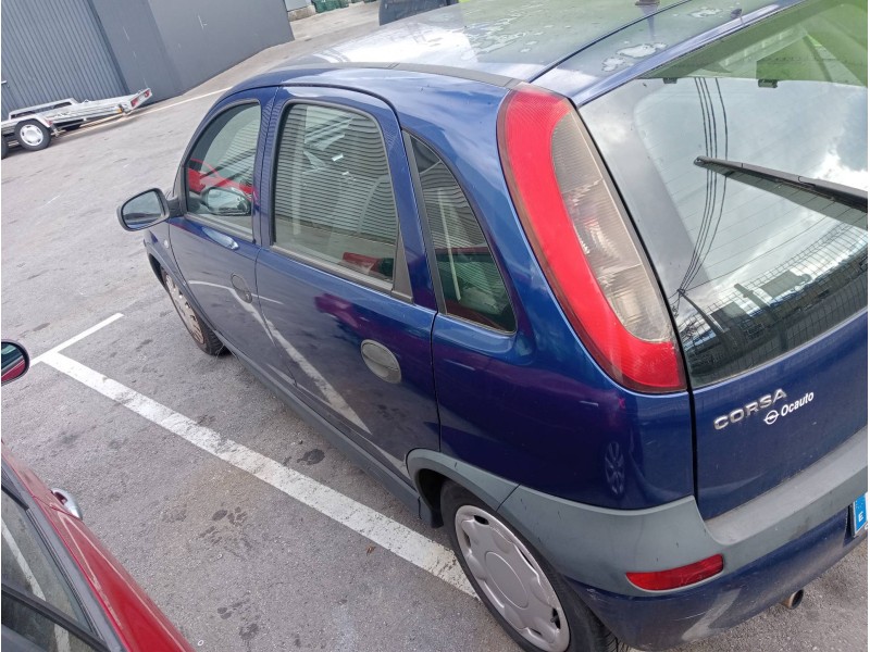 opel corsa c del año 2003