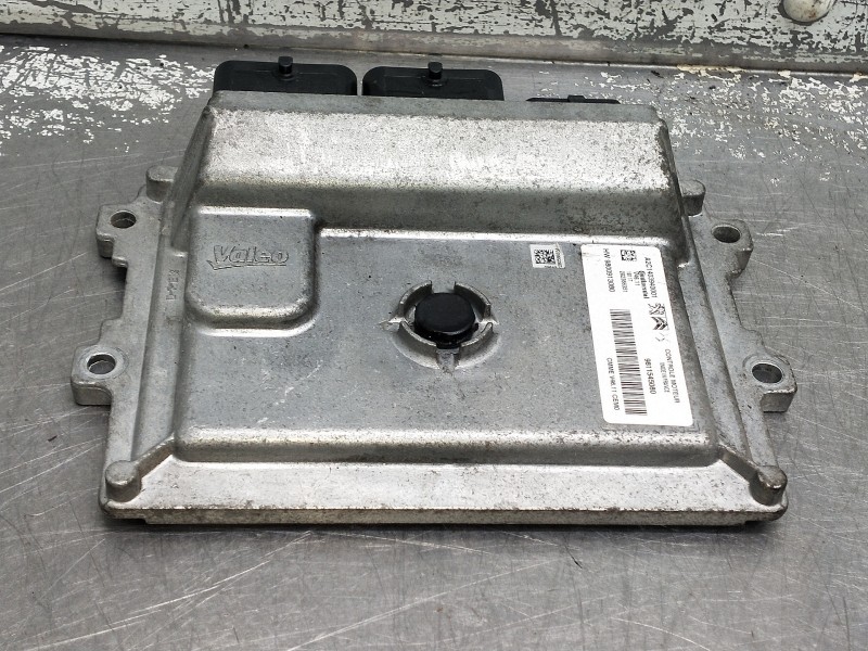 Recambio de centralita motor uce para citroen c-elysée referencia OEM IAM 980091308 9811545080 282566351. A2C1403940001