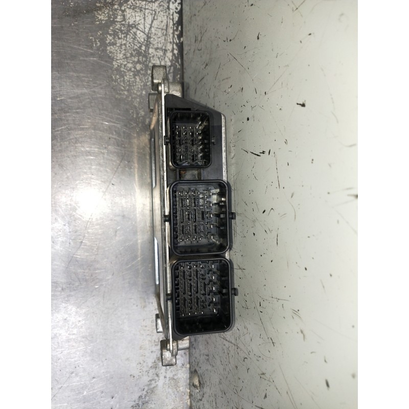 Recambio de centralita motor uce para citroen c-elysée referencia OEM IAM 980091308 9811545080 282566351. A2C1403940001