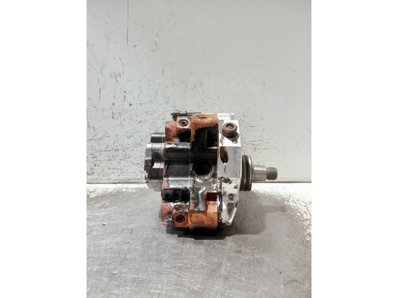 Recambio de bomba inyeccion para renault master ii phase 2 caja cerrada referencia OEM IAM 16700DB000 0445010094 BOSCH