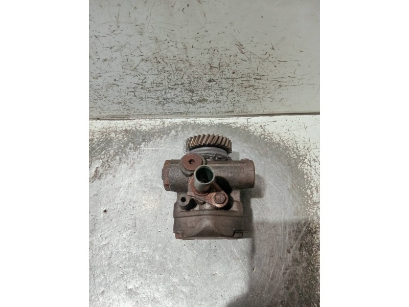 Recambio de bomba direccion para renault master ii phase 2 caja cerrada referencia OEM IAM   