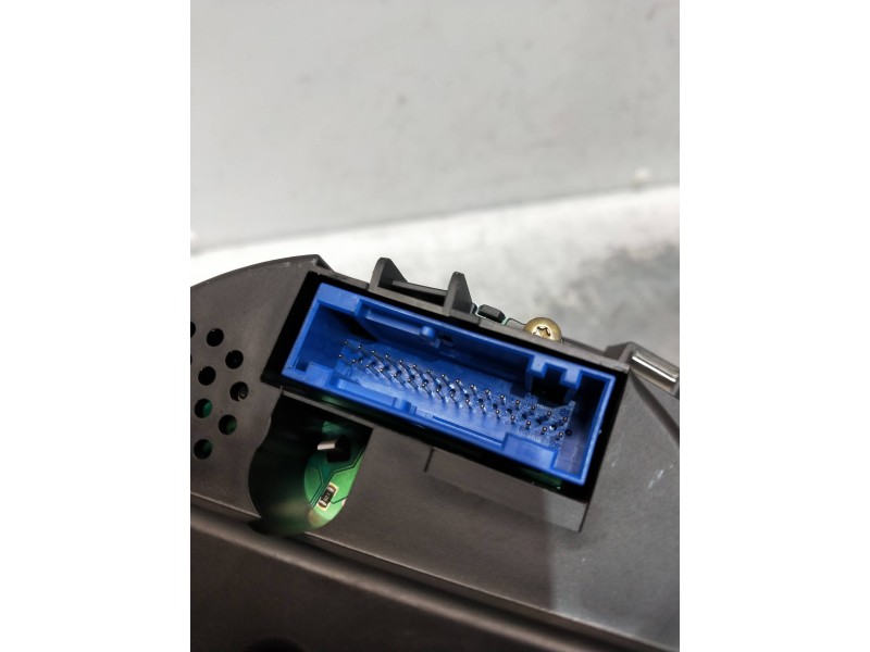 Recambio de cuadro instrumentos para skoda octavia combi (1u5) referencia OEM IAM 1U0920811F 110080146017 