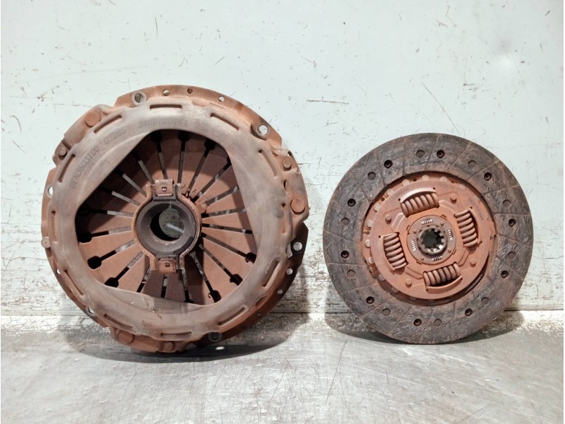 Recambio de kit embrague para renault master ii phase 2 caja cerrada referencia OEM IAM 3400700444  
