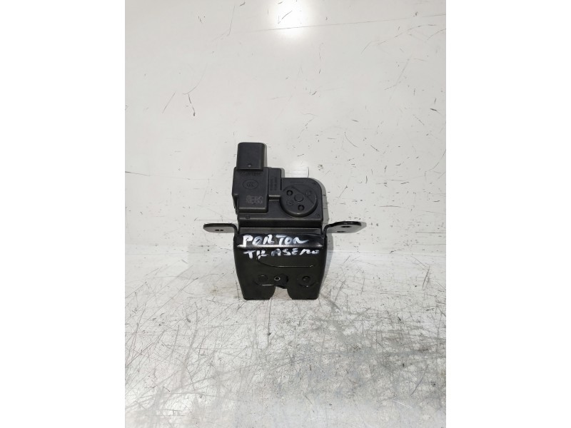 Recambio de motor cierre centralizado porton para hyundai kona n os referencia OEM IAM 81230G6010 81230J9000 5P