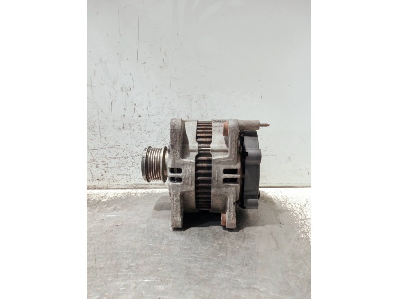 Recambio de alternador para volkswagen crafter combi (2e) referencia OEM IAM 03G903023 0121715003 