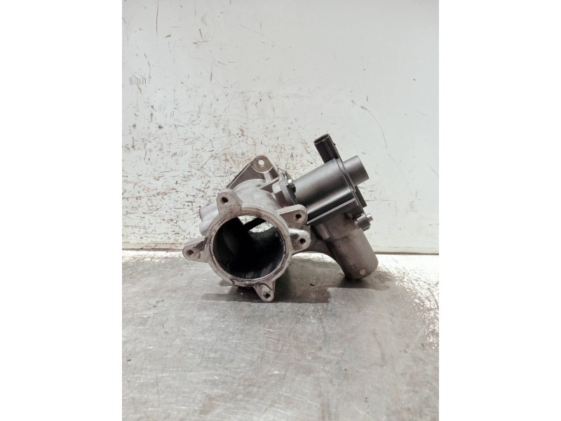 Recambio de valvula egr para volkswagen crafter combi (2e) referencia OEM IAM 700823040 6147600 