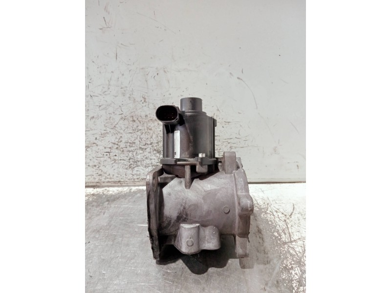 Recambio de valvula egr para volkswagen crafter combi (2e) referencia OEM IAM 700823040 6147600 