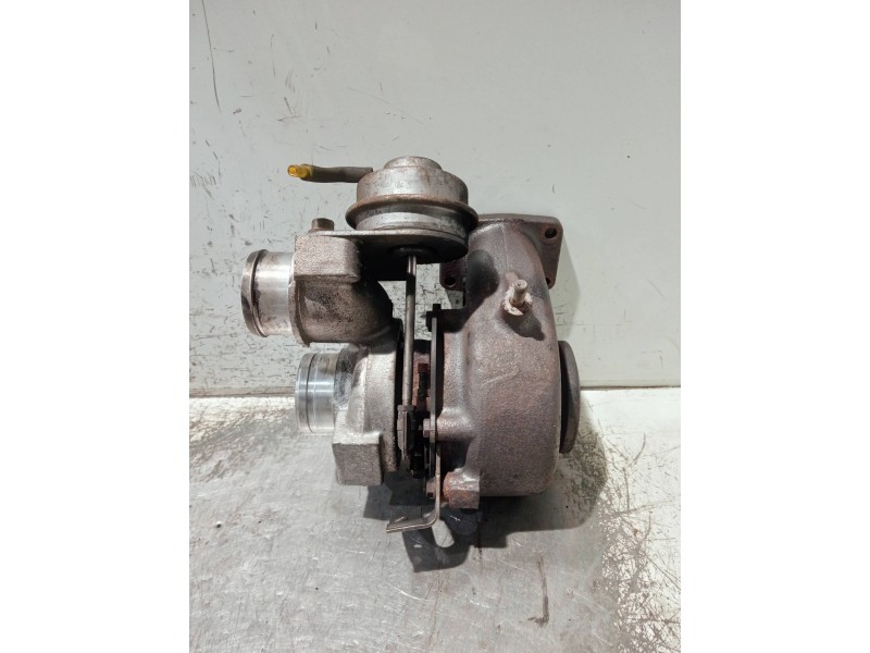 Recambio de turbocompresor para volkswagen crafter combi (2e) referencia OEM IAM 076145703L 49377129 