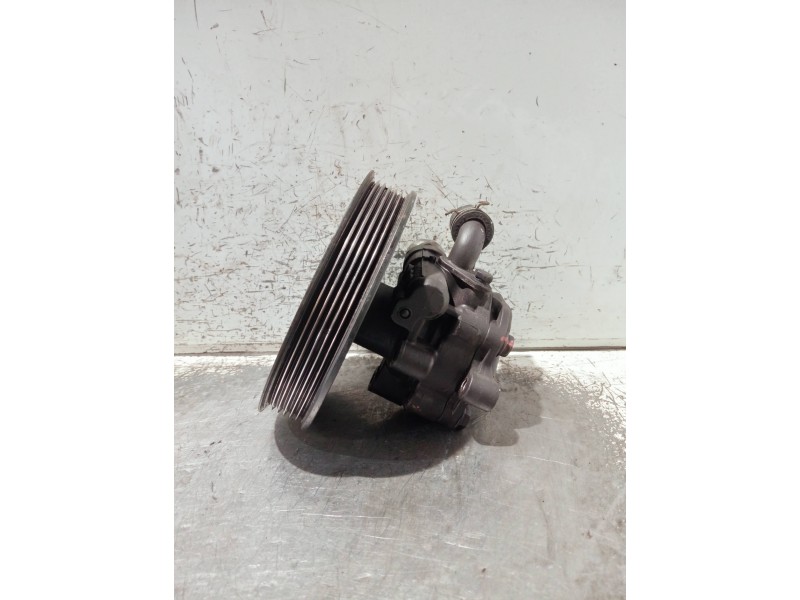 Recambio de bomba direccion para volkswagen crafter combi (2e) referencia OEM IAM 074121031  