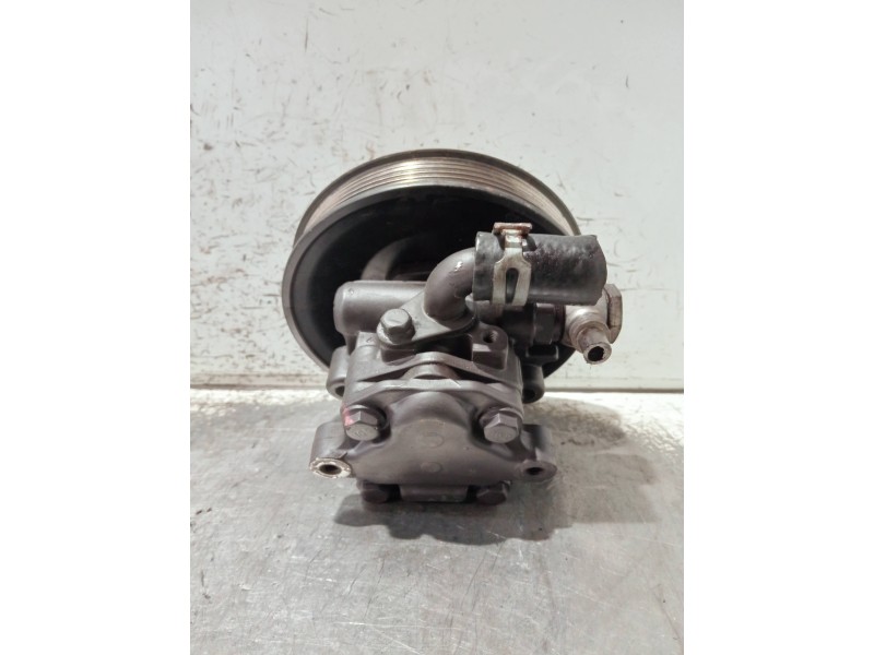 Recambio de bomba direccion para volkswagen crafter combi (2e) referencia OEM IAM 074121031  