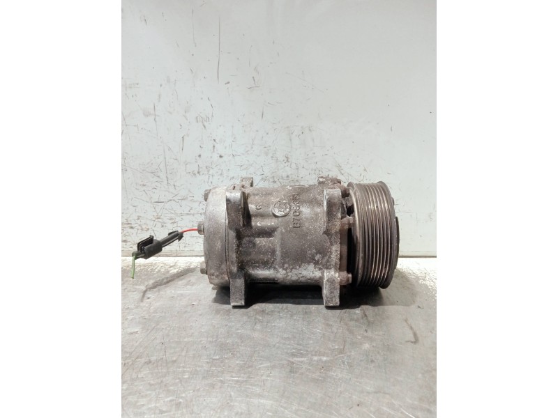 Recambio de compresor aire acondicionado para volkswagen crafter combi (2e) referencia OEM IAM SD7H15  
