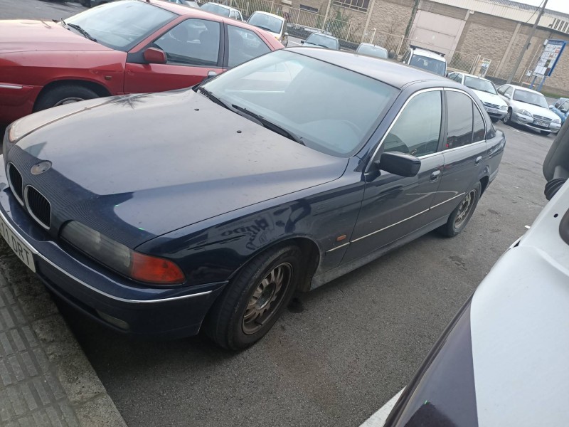 bmw serie 5 berlina (e39) del año 2000