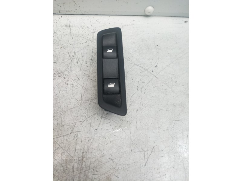 Recambio de mando elevalunas delantero izquierdo para citroen c-elysée referencia OEM IAM 9676662ZD 96657927ZF 4P