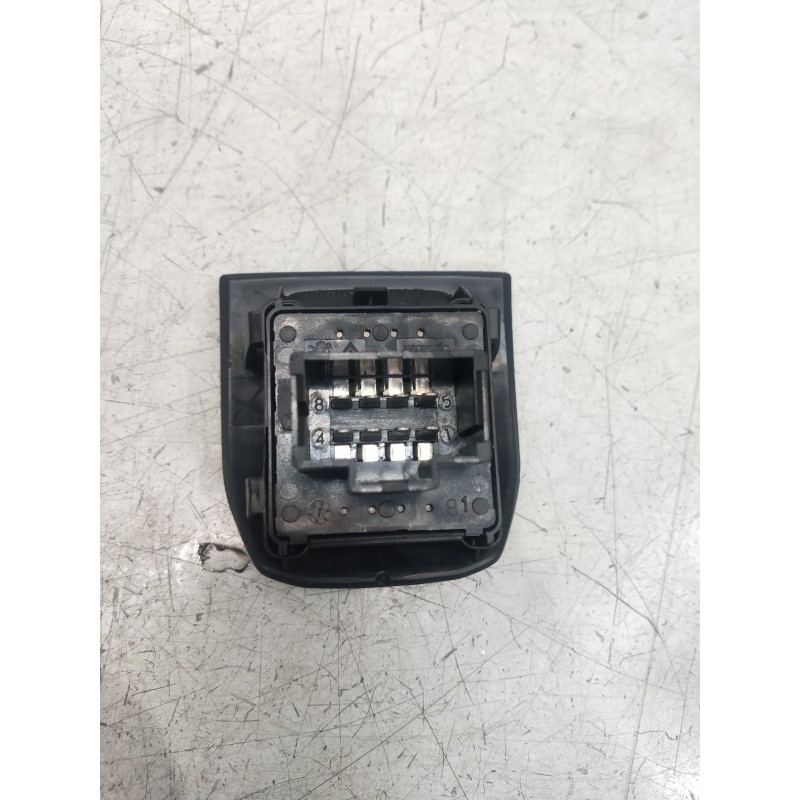 Recambio de mando elevalunas trasero derecho para citroen c-elysée referencia OEM IAM 9674559377  4P